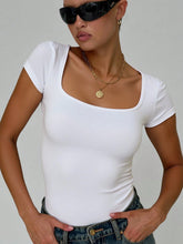 SOLID SQUARE NECK TEE